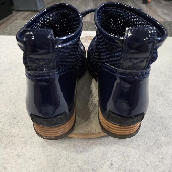 🐢 Sorel Major Lace Mesh Collegiate Navy Boots Size 8.5 Excellent Condition - Picture 9 of 15